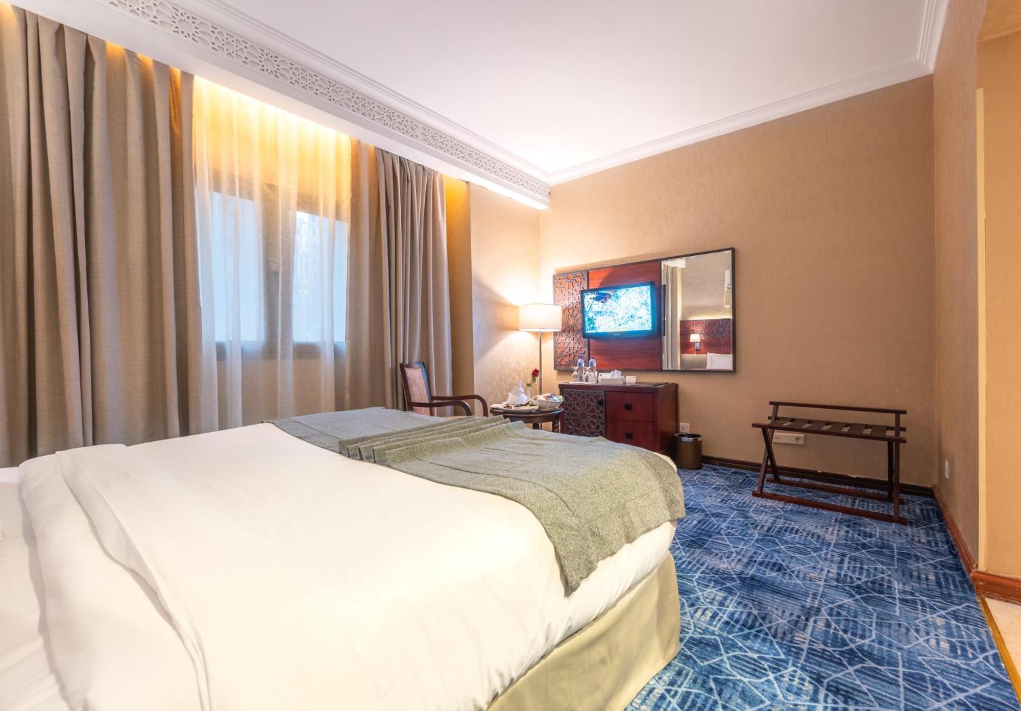 Готель Shaza Regency Plaza Al Madinah Medina Екстер'єр фото